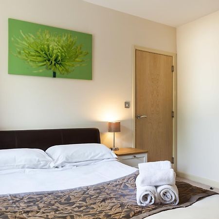 צ'לטנהם Montpellier Apartments מראה חיצוני תמונה